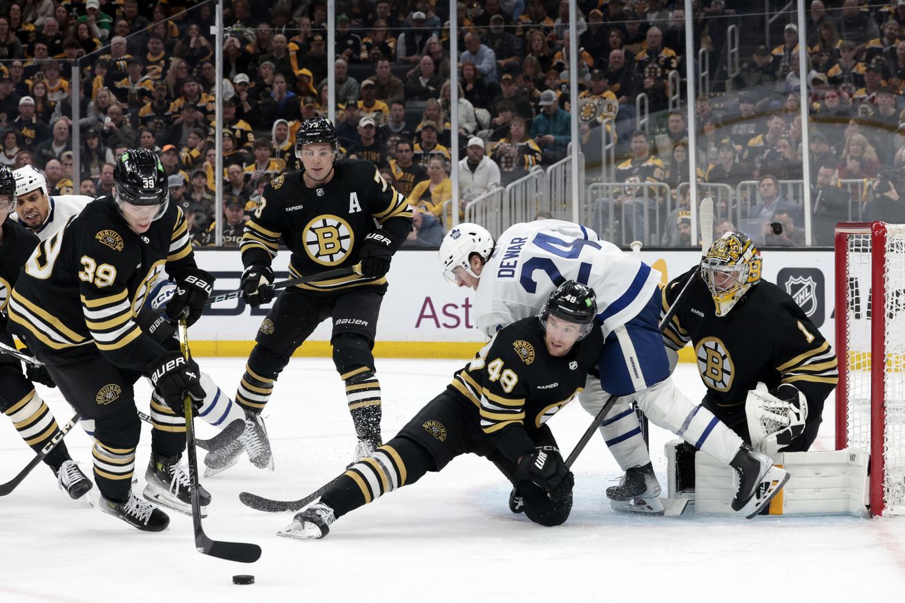 NHL: APR 20 Eastern Conference First Round - Maple Leafs at Bruins