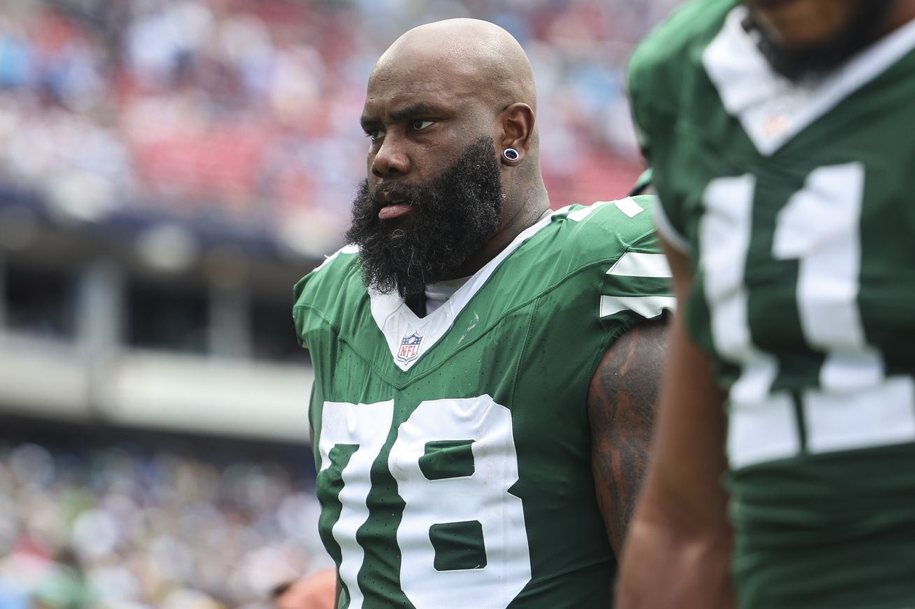 New York Jets v Tennessee Titans