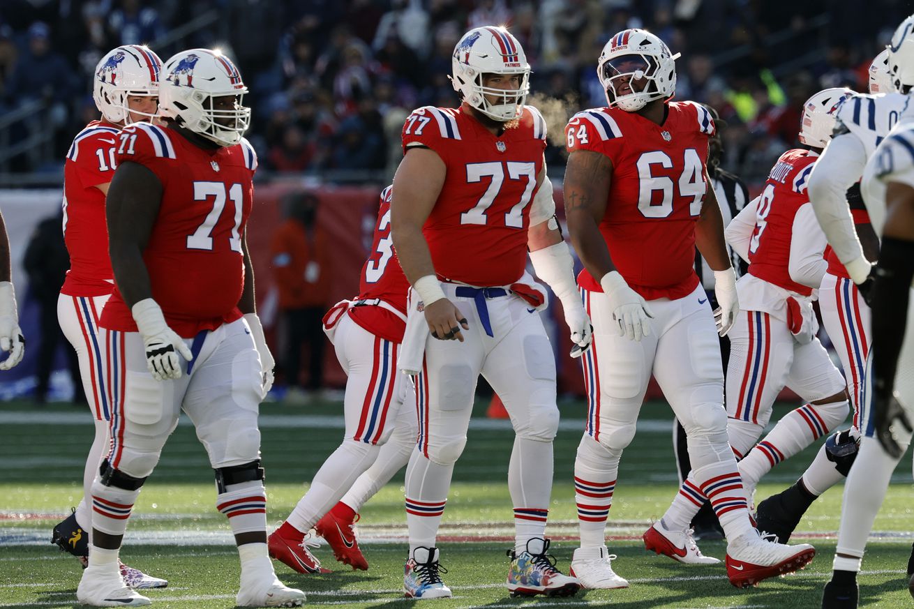 NFL: DEC 01 Colts at Patriots