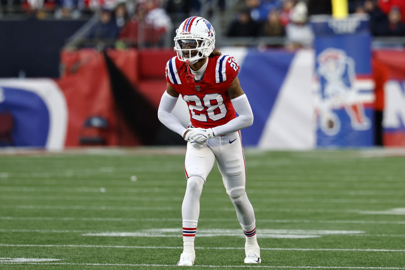 NFL: DEC 01 Colts at Patriots