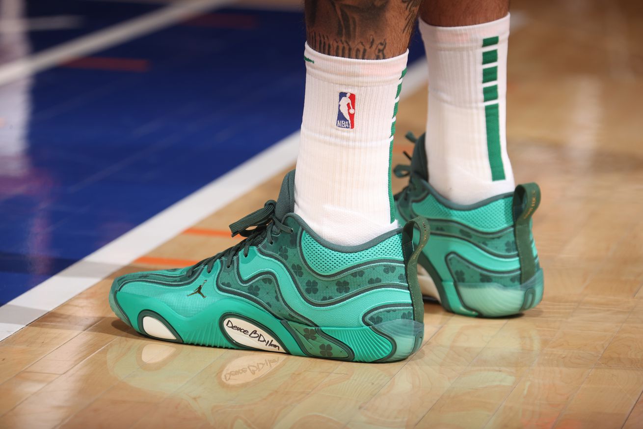 Boston Celtics v New York Knicks