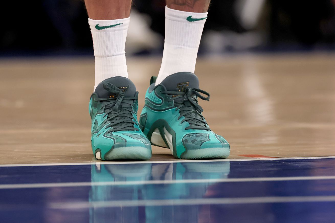 Boston Celtics v New York Knicks