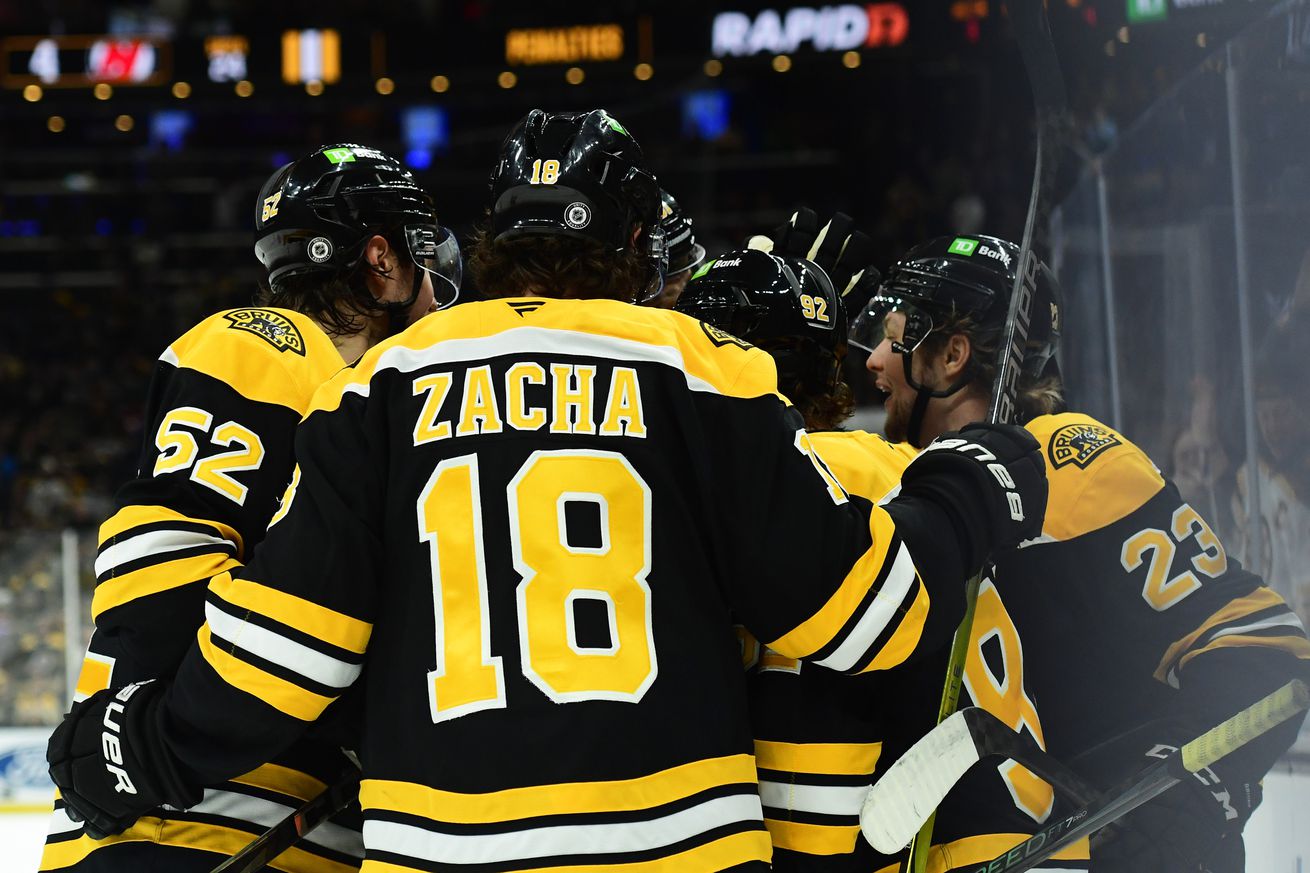 NHL: New Jersey Devils at Boston Bruins