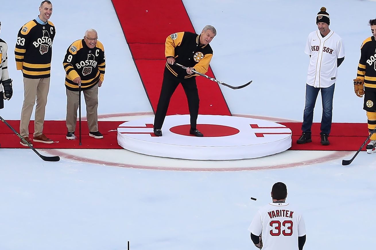 Pittsburgh Penguins (1) Vs Boston Bruins (2) At Fenway Park (Winter Classic)
