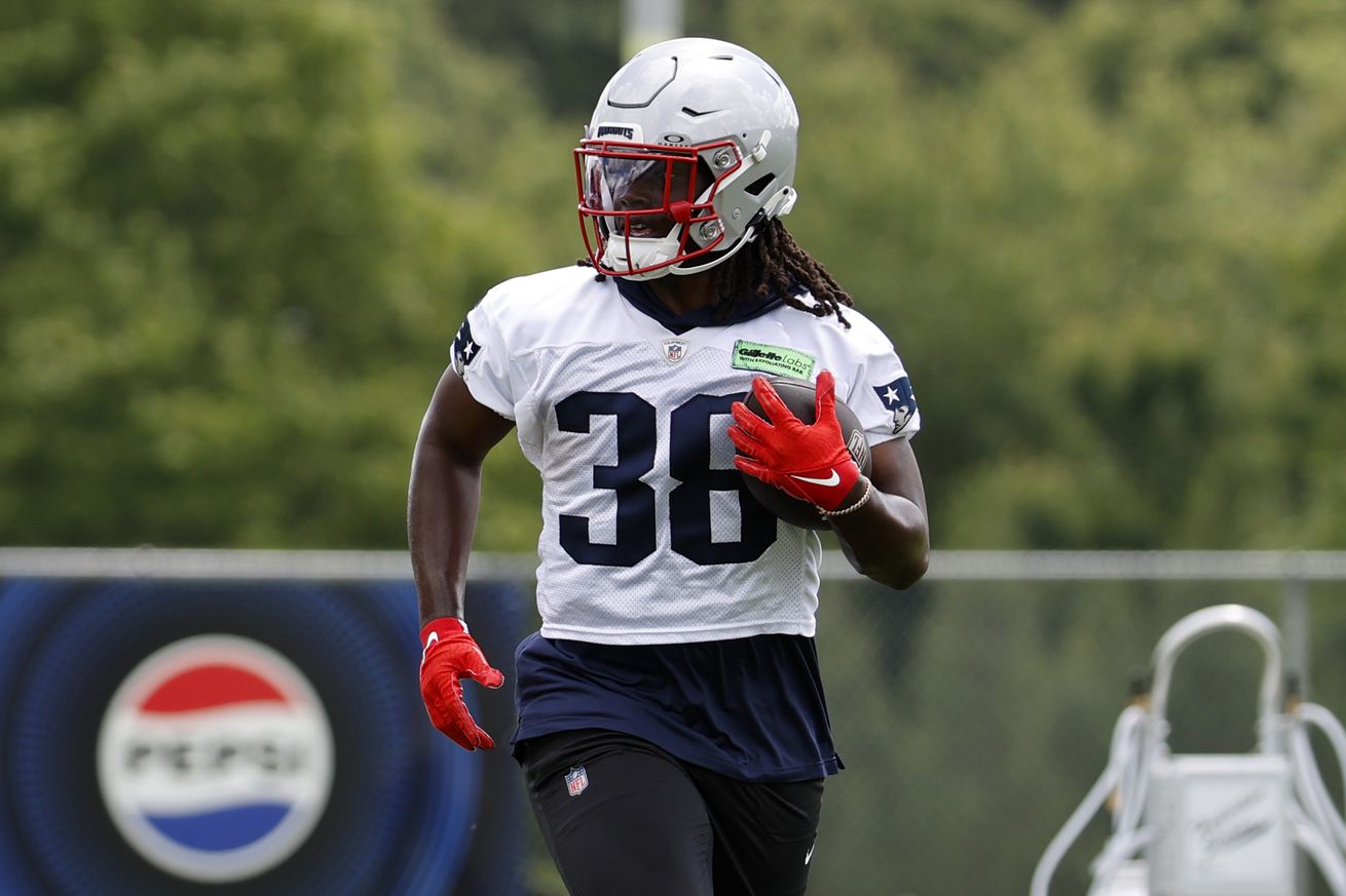 NFL: JUN 12 New England Patriots Minicamp