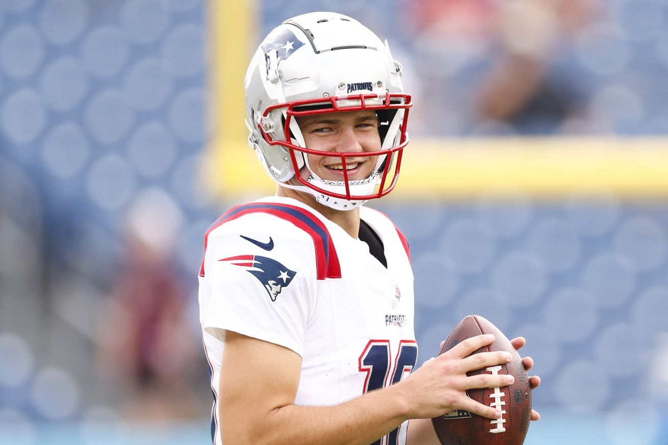 New England Patriots v Tennessee Titans