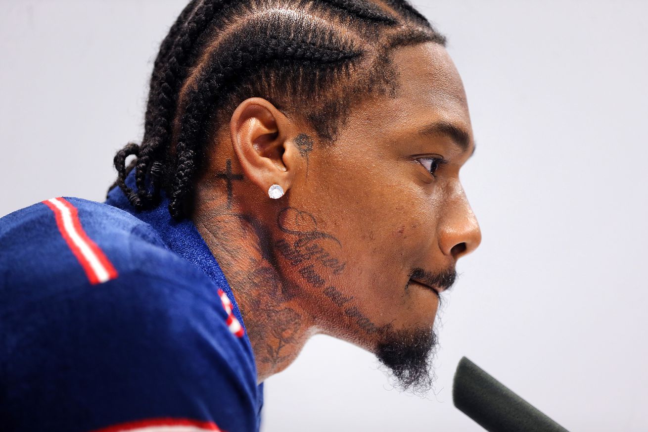 Here’s what new Patriots receiver Stefon Diggs had to say at his introductory press conference