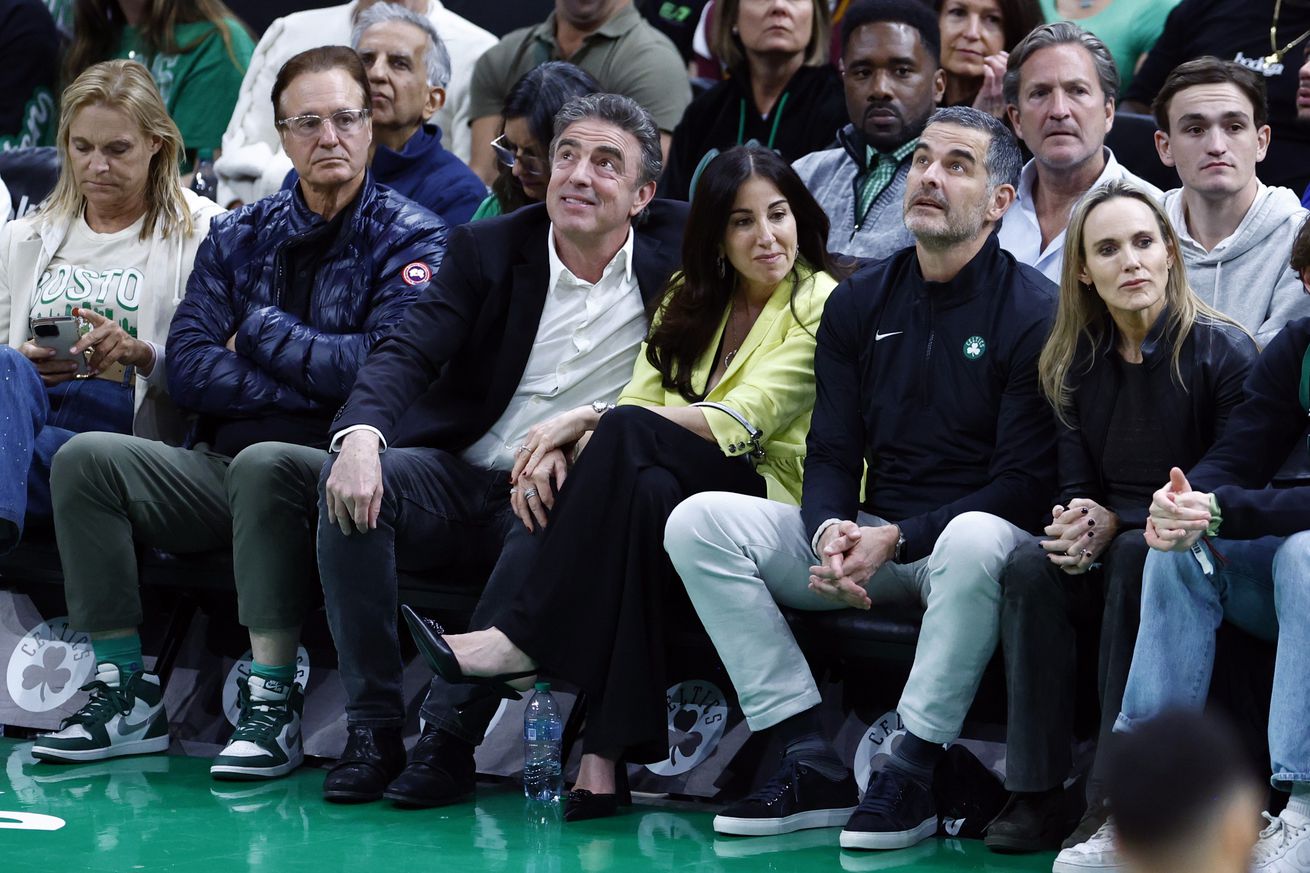 Jrue Holiday leads third-quarter surge for Celtics in Game 1 victory over Magic