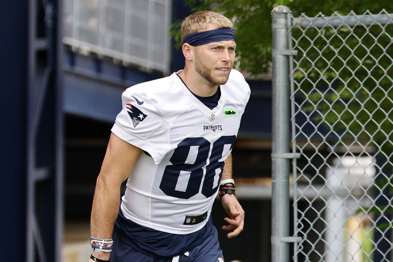 NFL: MAY 20 New England Patriots OTA