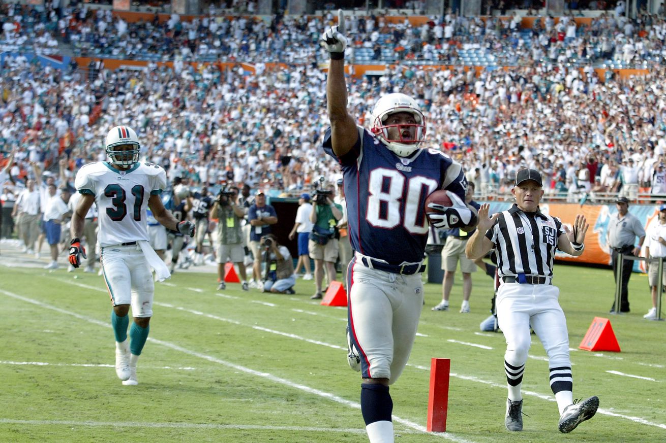Patriot Troy Brown pumps his fist
