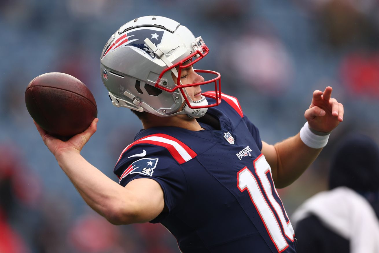 Los Angeles Chargers v New England Patriots