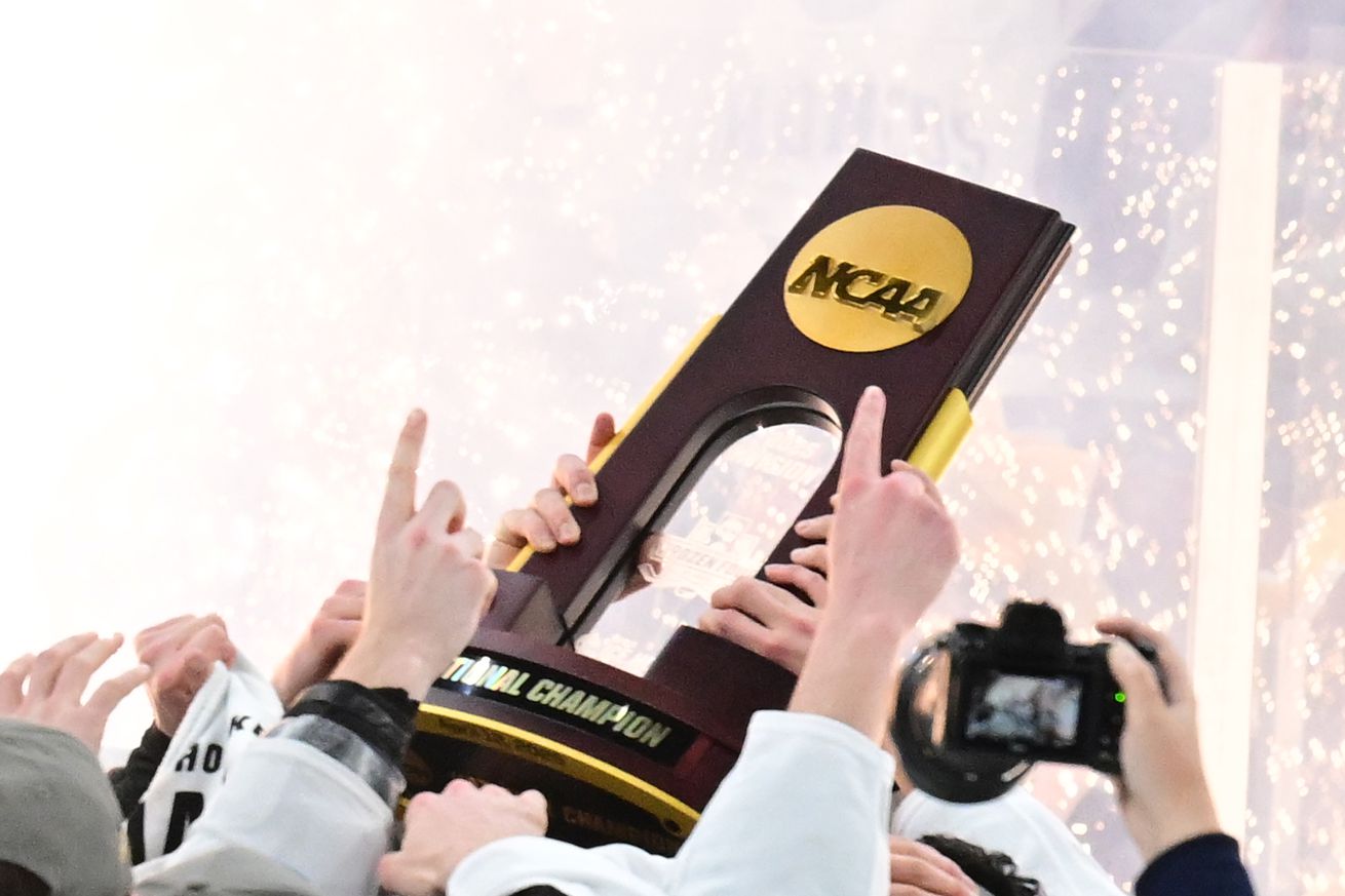 NCAA HOCKEY: APR 12 D1 Men’s National Championship - Boston University vs. Western Michigan