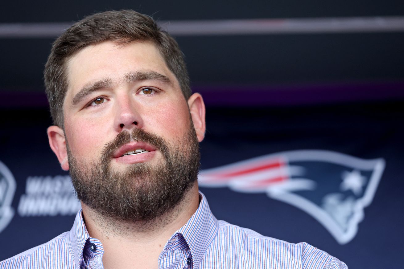 New England Patriots David Andrews