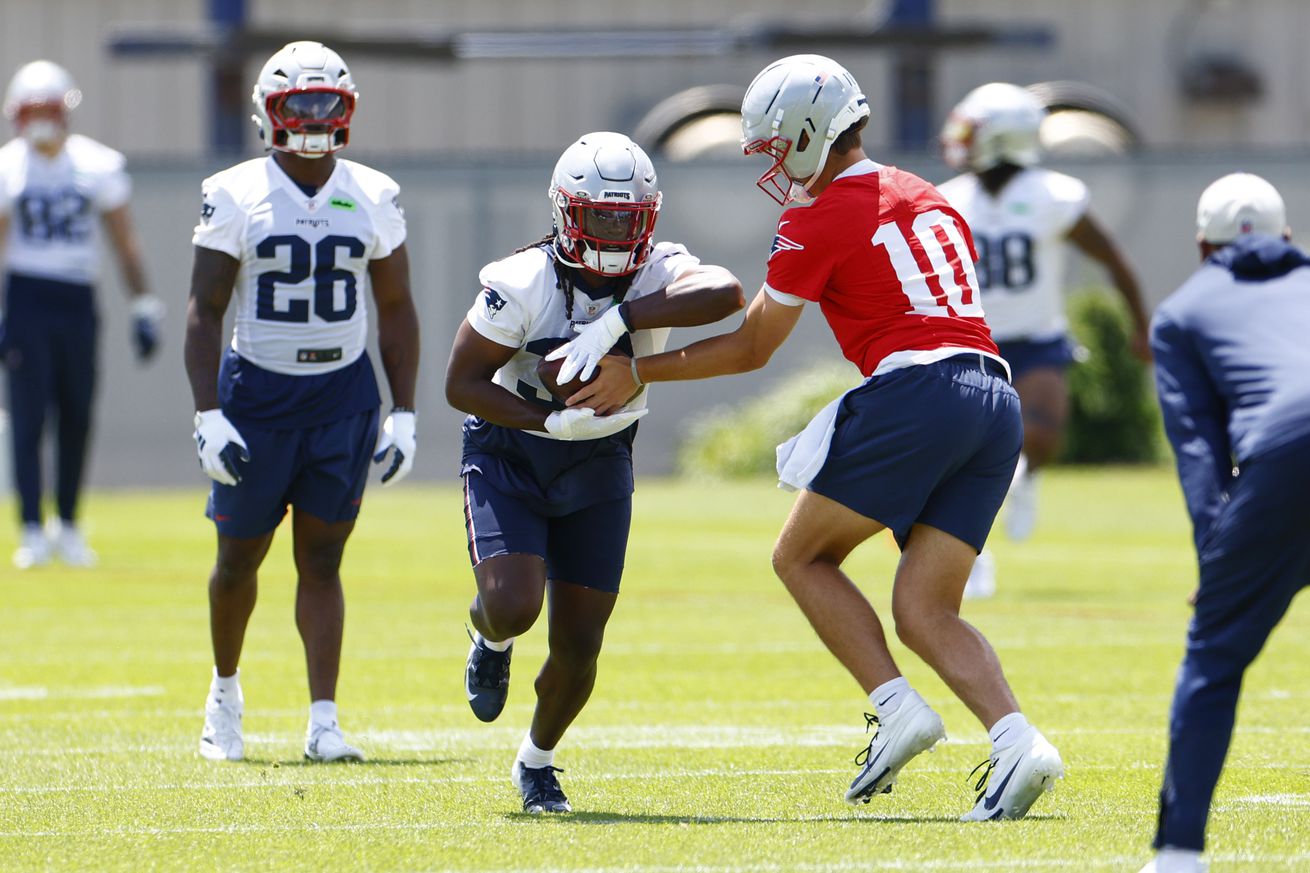 Patriots wide receiver Stefon Diggs attends voluntary practice, and other observations from Gillette Stadium