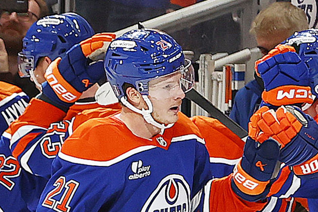 NHL: Stanley Cup Playoffs-Los Angeles Kings at Edmonton Oilers