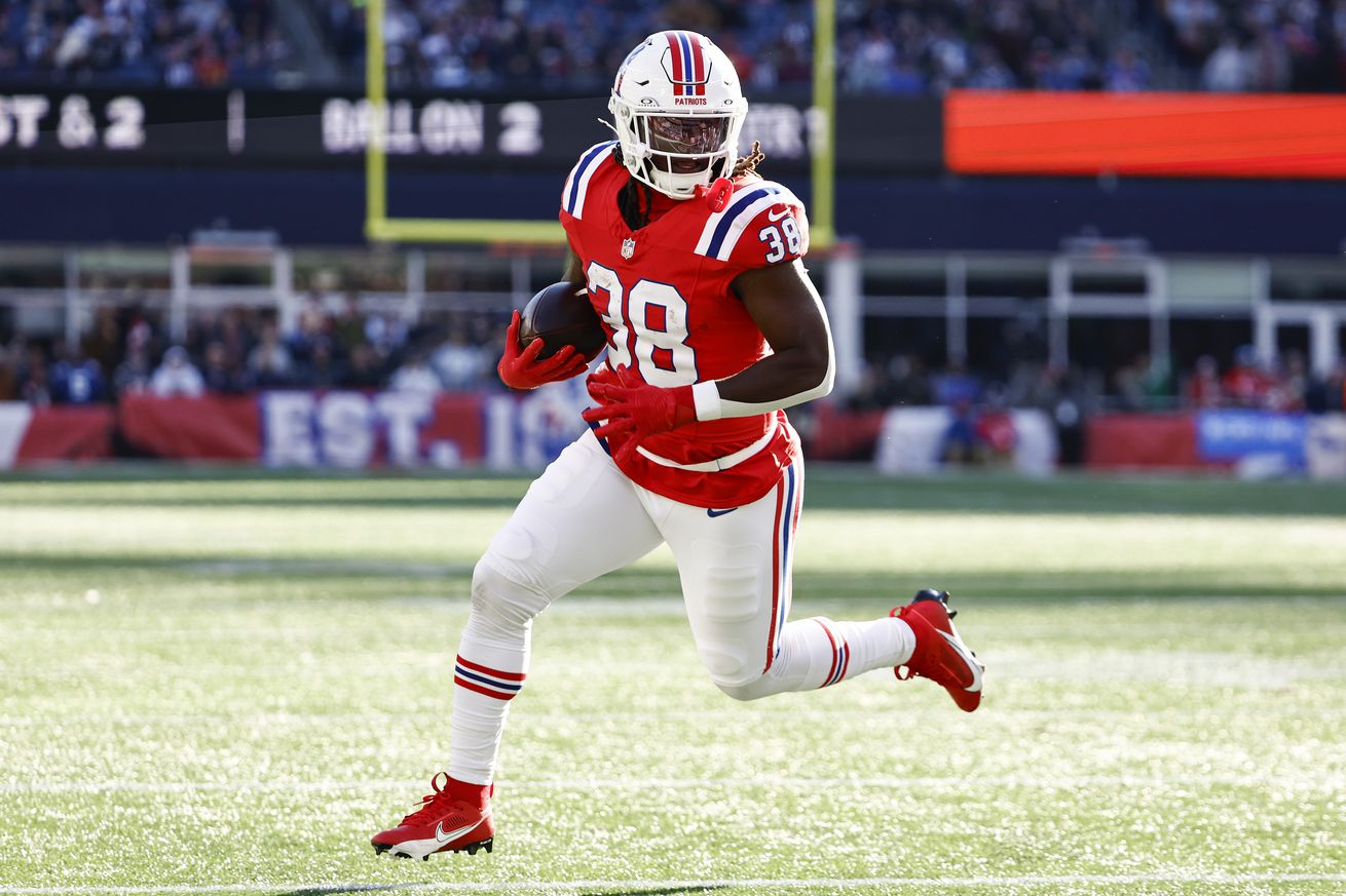 Indianapolis Colts v New England Patriots