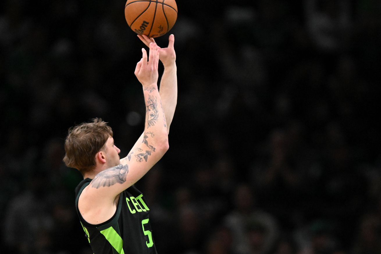 Charlotte Hornets v Boston Celtics