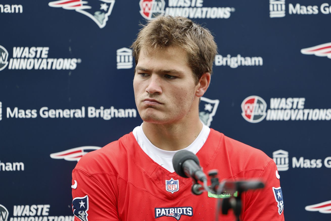 NFL: JUN 09 New England Patriots Minicamp